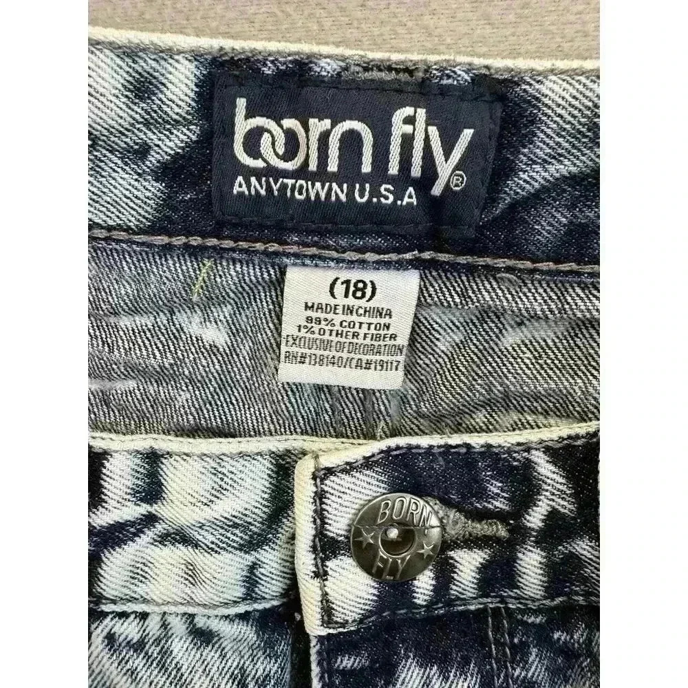 Born Fly Jean Shorts Boy's Sz 18 Blue Urban Skate Patriotic Distressed‎ Denim - Picture 7 of 8
